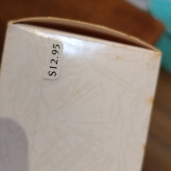 Hallmark A Celebration of Angels ornament - Picture 5 of 6